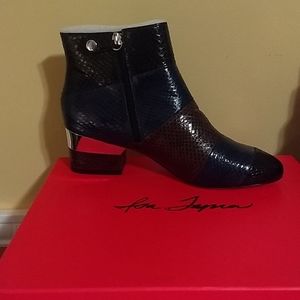 Women's boots